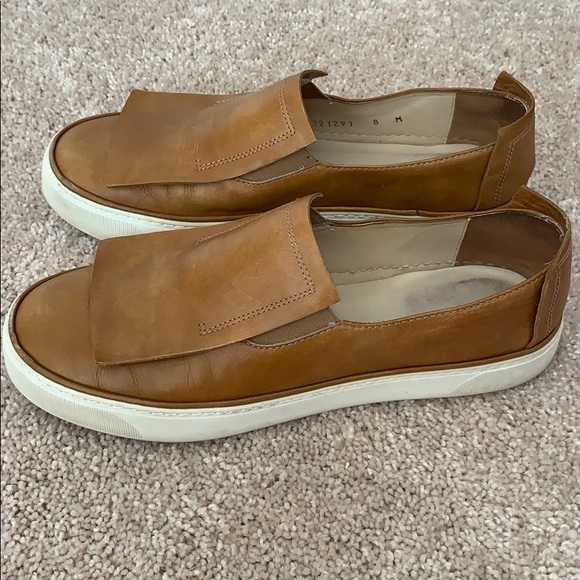 Leather Stuart Weitzman slip-ons: size 8 - Picture 2 of 6